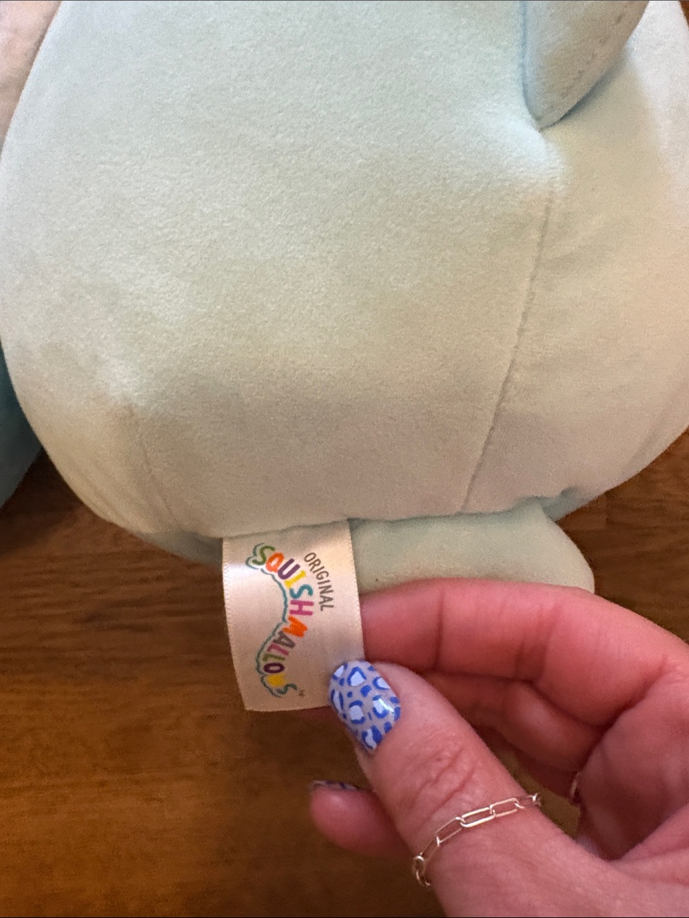 Squishmallow sharks - Picture 4 of 4